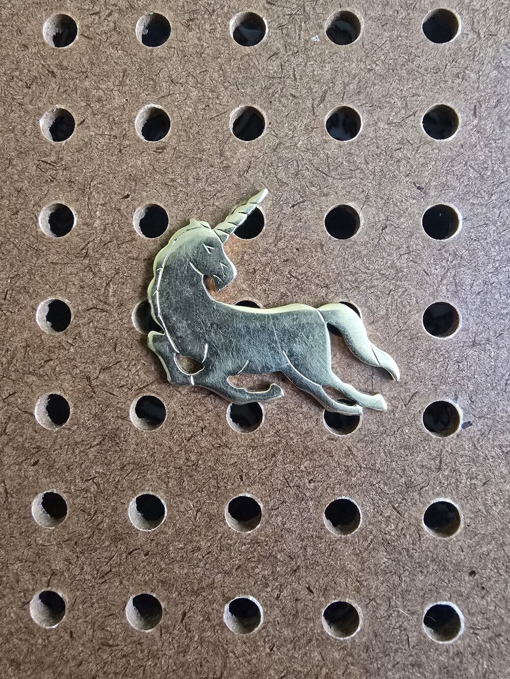 Vintage 1981 Avon Unicorn Metal Pin